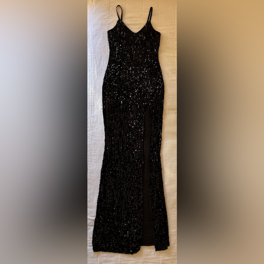 Black sparkly prom dress